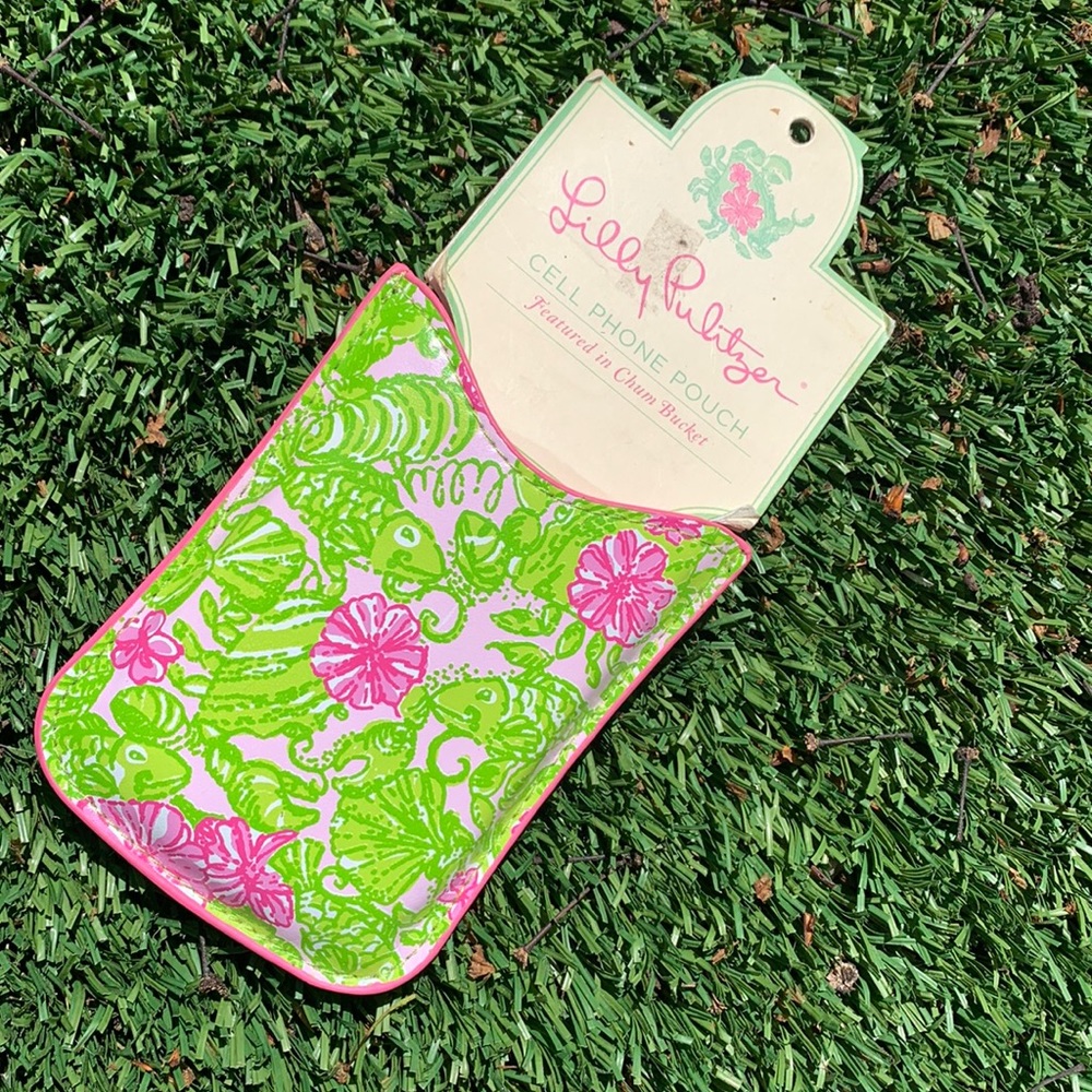 Lily Pulitzer cell phone pouch